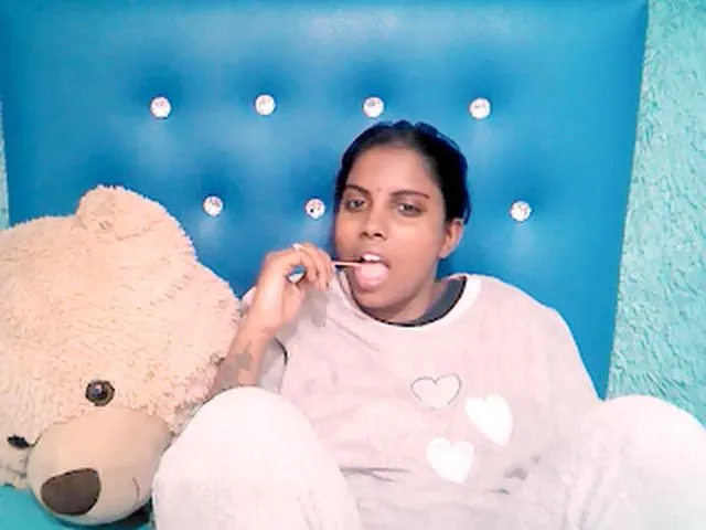 Live sex webcam photo for Indianpride #262290898