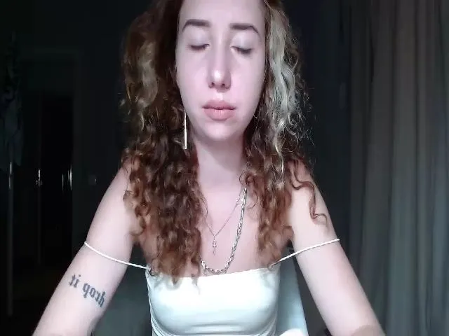 Live sex webcam photo for Cosmo_Riri #264916608