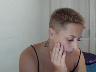 Live sex webcam photo for sandriana #240562220