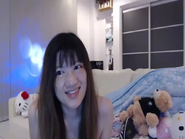 Live sex webcam photo for SilViAjpn #254175076