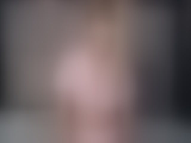 Live sex webcam photo for JuliaJuliette #256192948