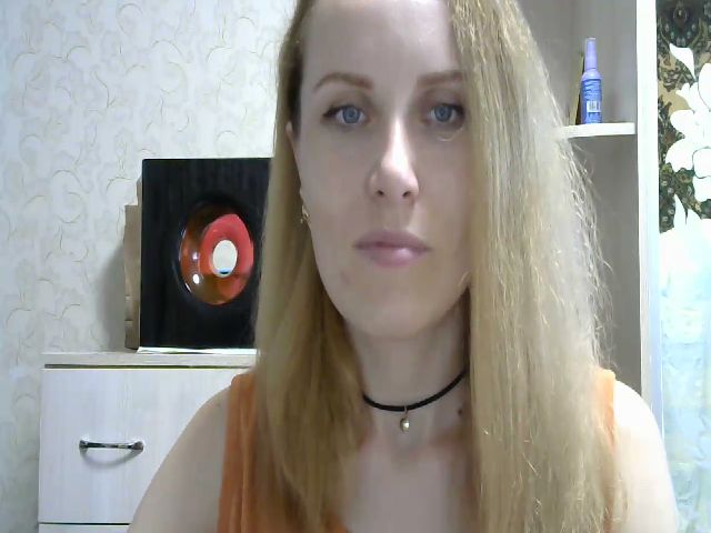 Live sex webcam photo for TrisMery #255923091