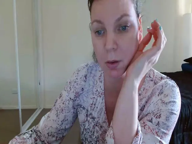 Live sex webcam photo for eva_sirenity #253671397