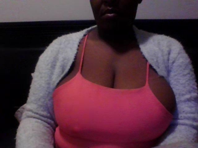 Live sex webcam photo for TheMajestibbb #257697065