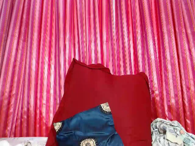 Live sex webcam photo for Aaliyah98x #259946329