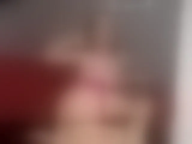 Live sex webcam photo for KimCooper #241065718