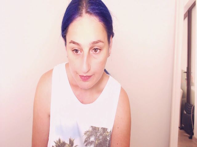 Live sex webcam photo for wetkittycum #254952201