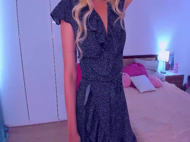 Live sex webcam photo for EmmaAbramson #255081015