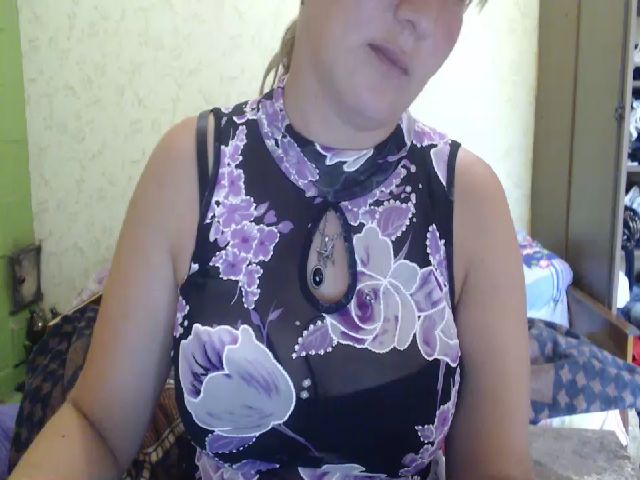 Live sex webcam photo for xxx_butterfly #256243793