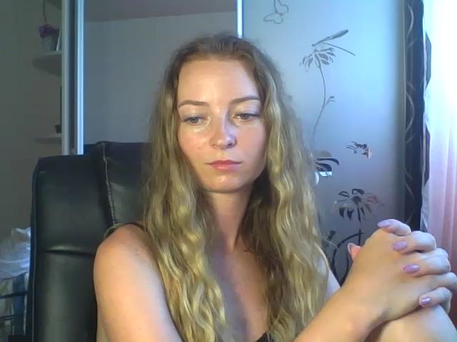 Live sex webcam photo for Milana_Candy #255315329