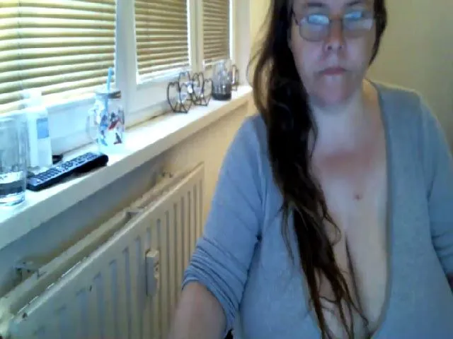Live sex webcam photo for Bigmegi #252858451