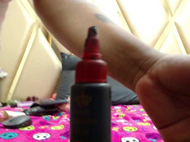 Live sex webcam photo for hollyrowland #241000420