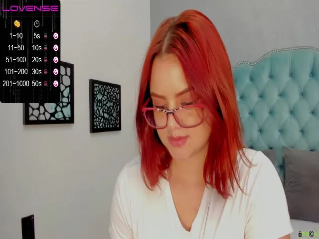 Live sex webcam photo for Esmeralda_R #263302148