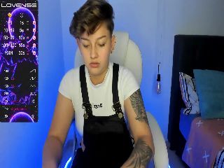 Live sex webcam photo for SalemJimenez #251801363