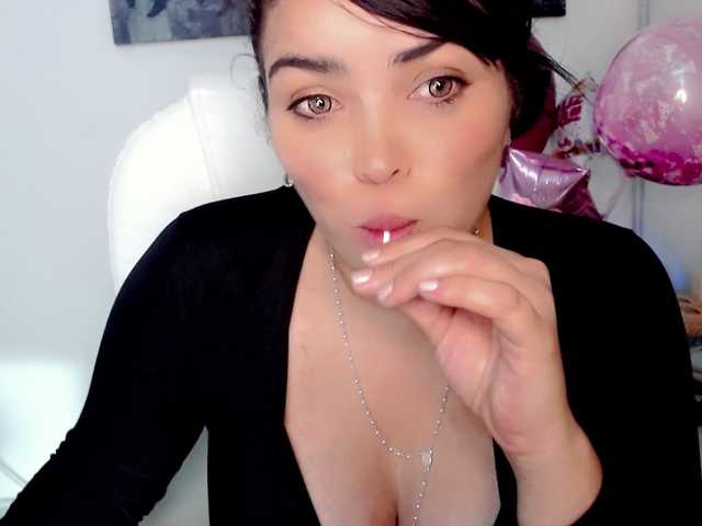 Live sex webcam photo for amaranthacol #249340217