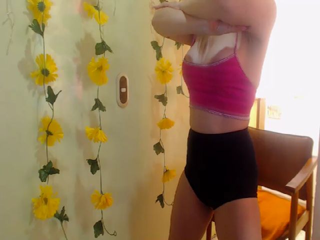 Live sex webcam photo for SHAYRA_ #263179325