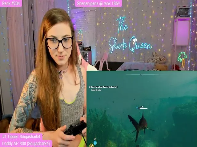 Live sex webcam photo for TheSharkQueen #256600745