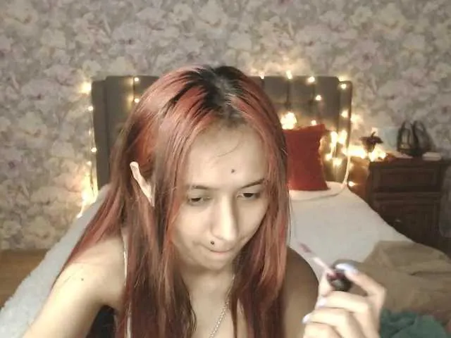 Live sex webcam photo for LusyTen #241377879