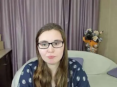 Live sex webcam photo for ReginaSummer #244890394