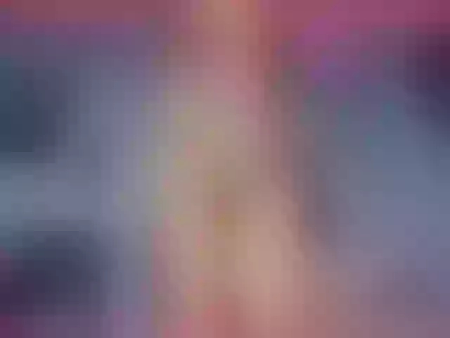 Live sex webcam photo for RedHOTPinay01 #253683099