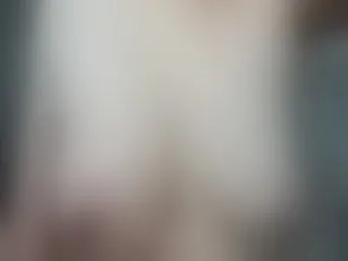 Live sex webcam photo for PollySaez #251972520