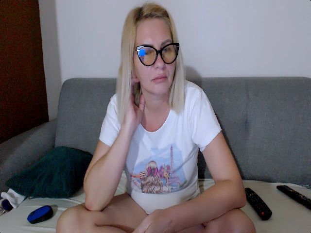 Live sex webcam photo for Stephycute #257118623