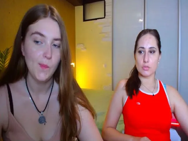Live sex webcam photo for NikkySonge #254076445