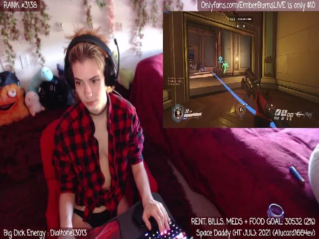 Live sex webcam photo for EmberBurns #258412007