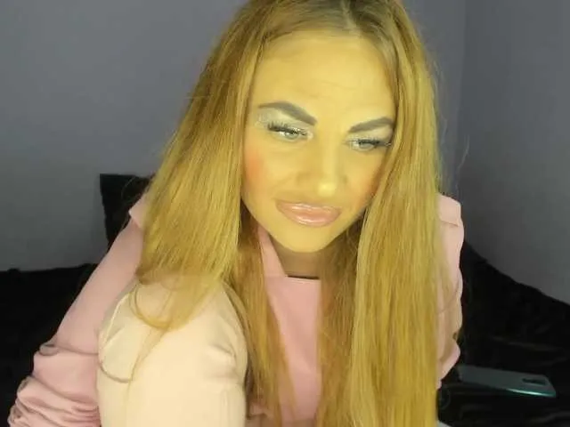 Live sex webcam photo for pink0811 #241348168