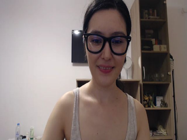 Live sex webcam photo for TheMorrigan_ #257746392