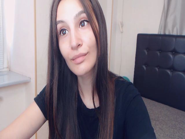 Live sex webcam photo for Asoll77 #257509896