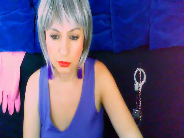 Live sex webcam photo for ineedslaves #264717264