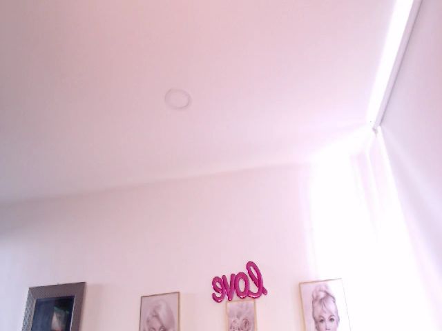 Live sex webcam photo for Annie_es #253817063