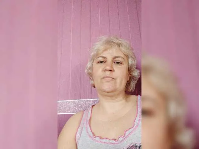 Live sex webcam photo for AngelaFamez #241391296