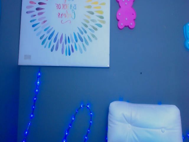 Live sex webcam photo for Tattiana_love #258111712