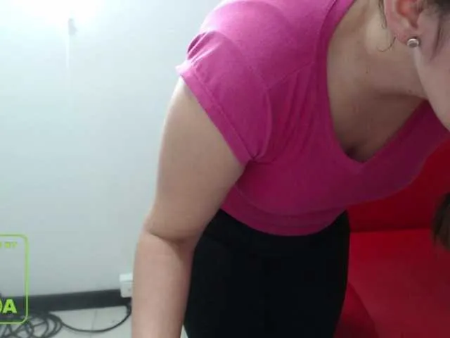 Live sex webcam photo for jeniferblanco #241285462