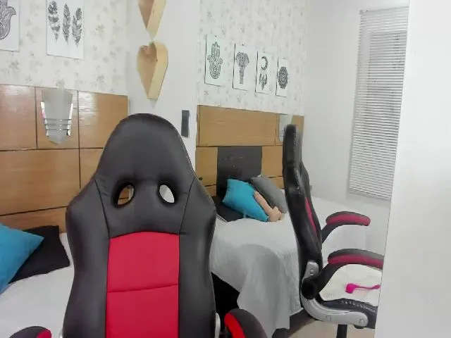 Live sex webcam photo for Mssburbuja #255528773