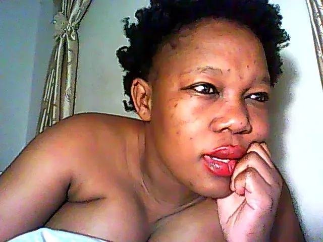 Live sex webcam photo for AfriPrincess #252711398