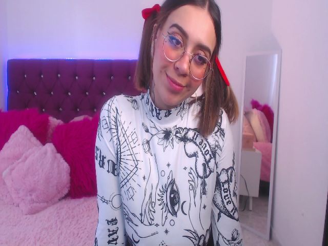 Live sex webcam photo for SamPuckett #255731657