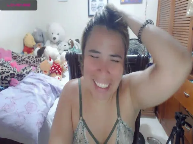 Live sex webcam photo for Meganhill_ #263348361