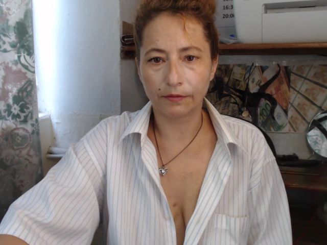 Live sex webcam photo for RiaXXS #265403832