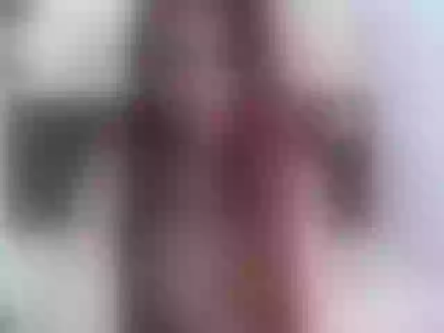 Live sex webcam photo for myalovee #256711306