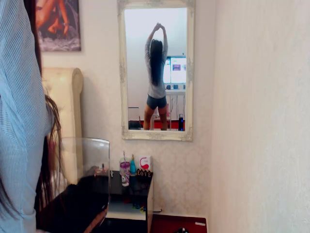 Live sex webcam photo for AlishaPacari #252906871