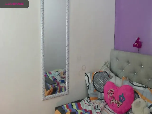 Live sex webcam photo for Ashley_shaw #256063344