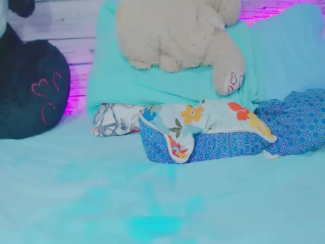 Live sex webcam photo for Lucy_park #253672274