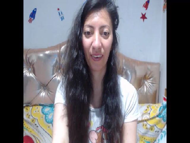 Live sex webcam photo for Kaymilf #252956883