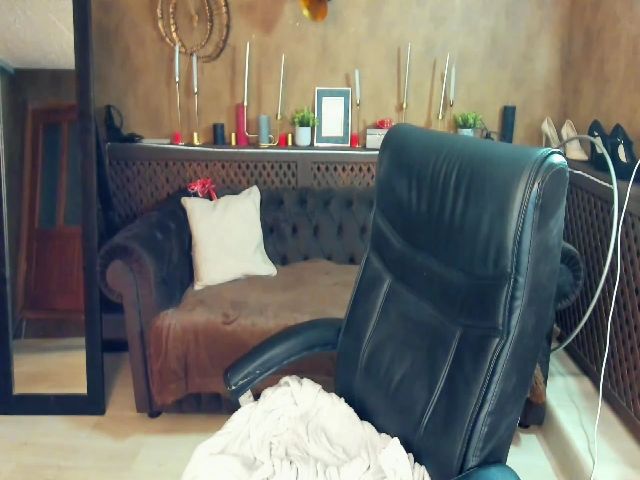 Live sex webcam photo for ArielAniston #257003354