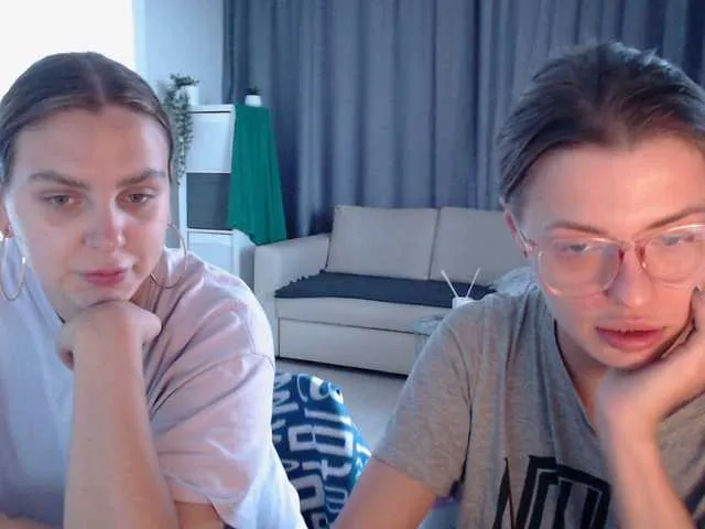 Live sex webcam photo for BugaGirls #244235384