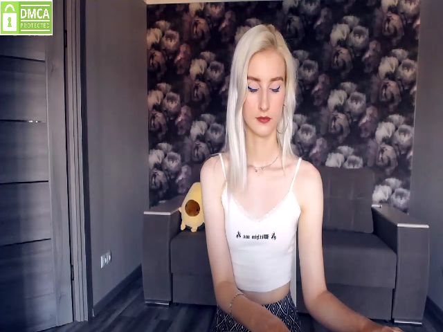 Live sex webcam photo for CharmingRay #255112479