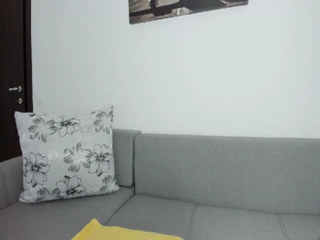 Live sex webcam photo for AlphaQueen #264563676